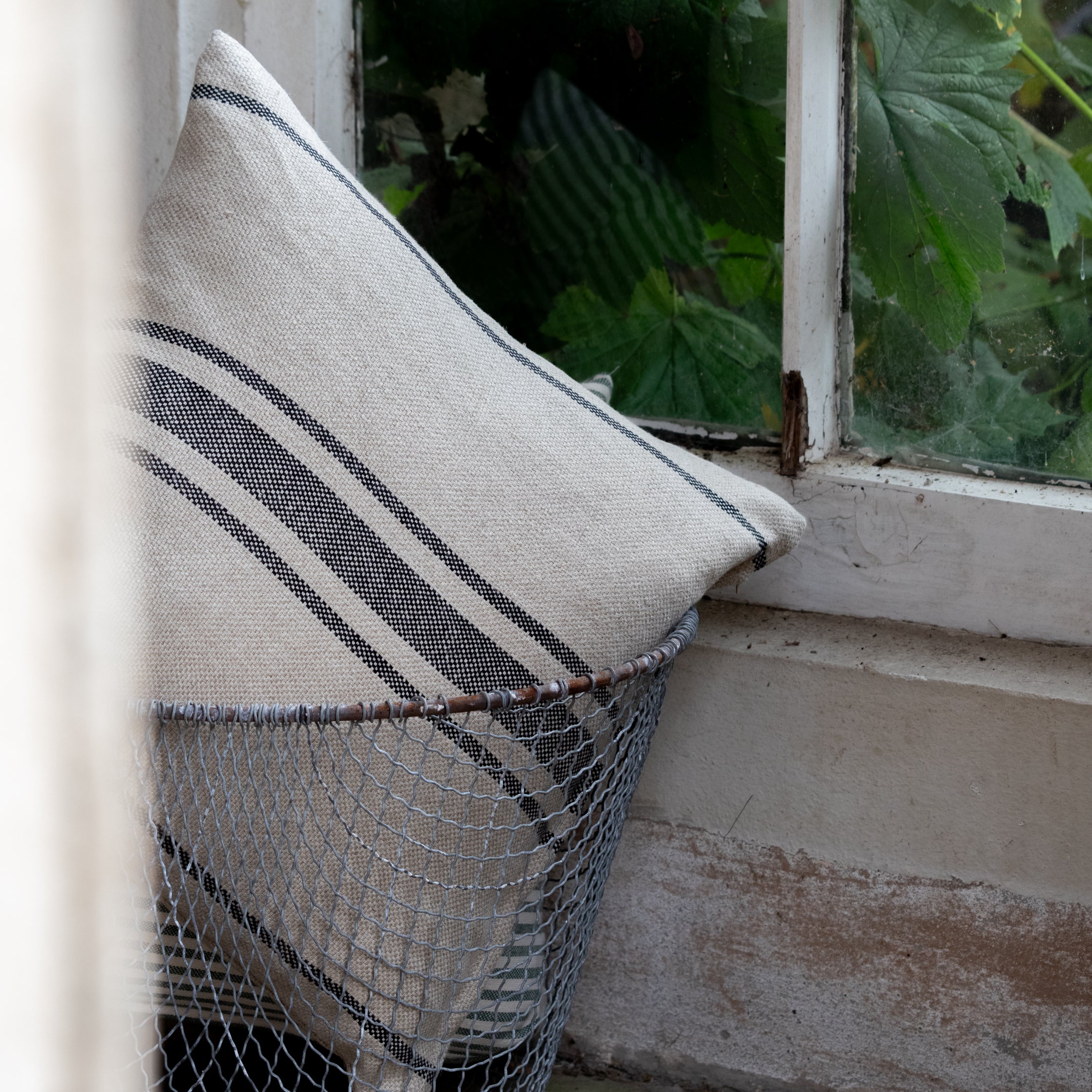 Montblanc' Rustic Black Stripe Linen Cushion – Maison Brocante