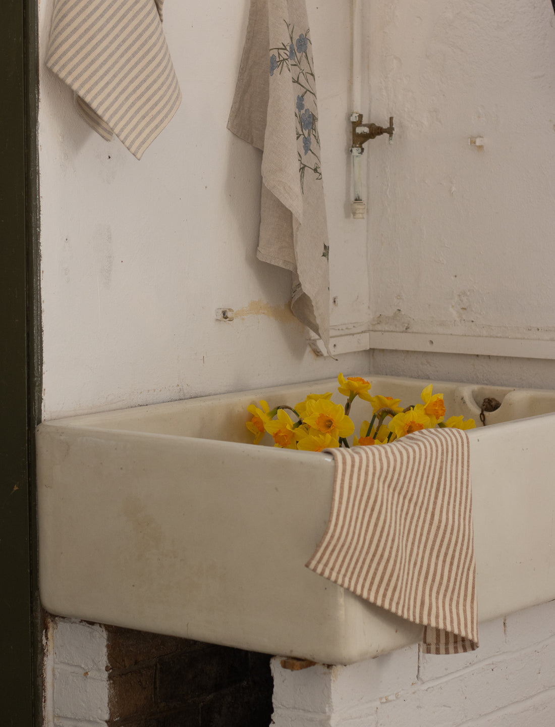 'Linum' French Laundered Linen Tea Towel
