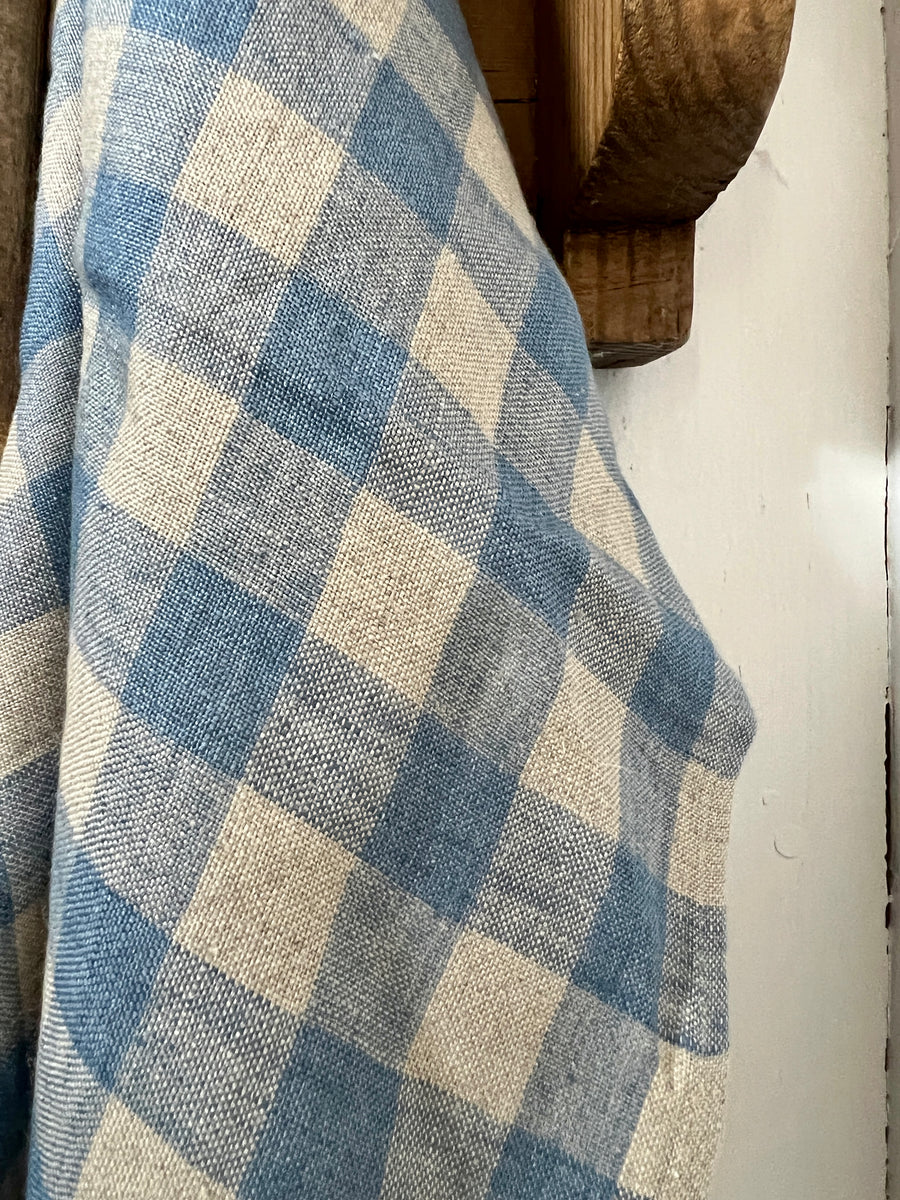Soft Blue Checked Linen Napkin Set