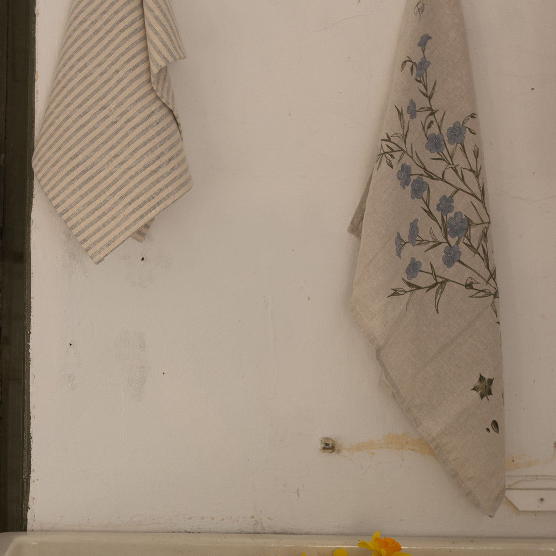 'Linum' French Laundered Linen Tea Towel
