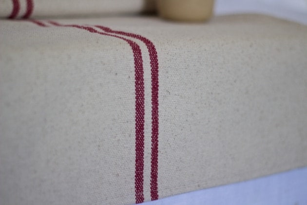 Rustic Red Stripe Grainsack Tablerunner