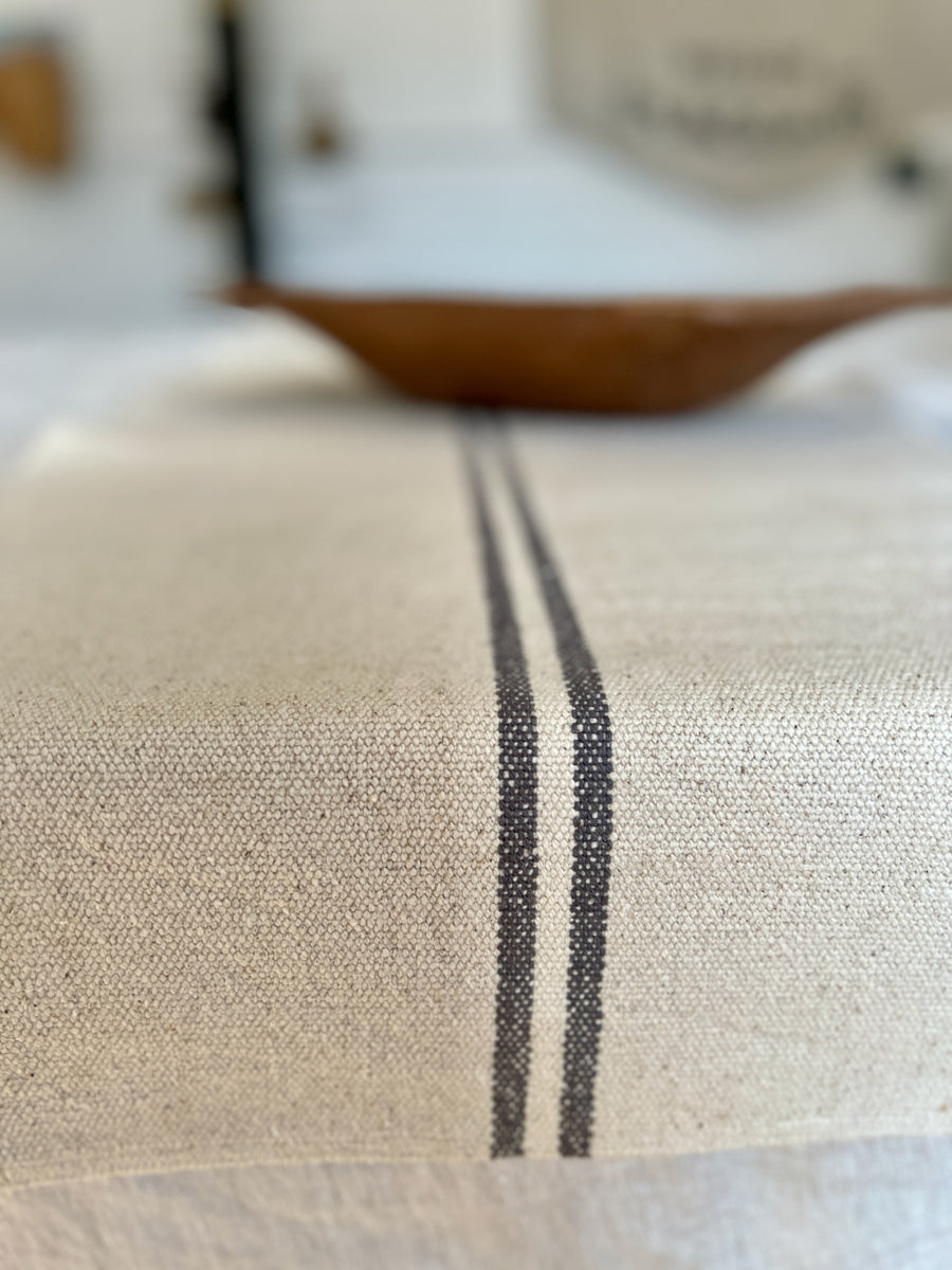 Rustic Grey Stripe Grainsack Tablerunner