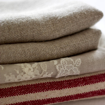 Rustic Kitchen Set – Red Stripe & Country Linen
