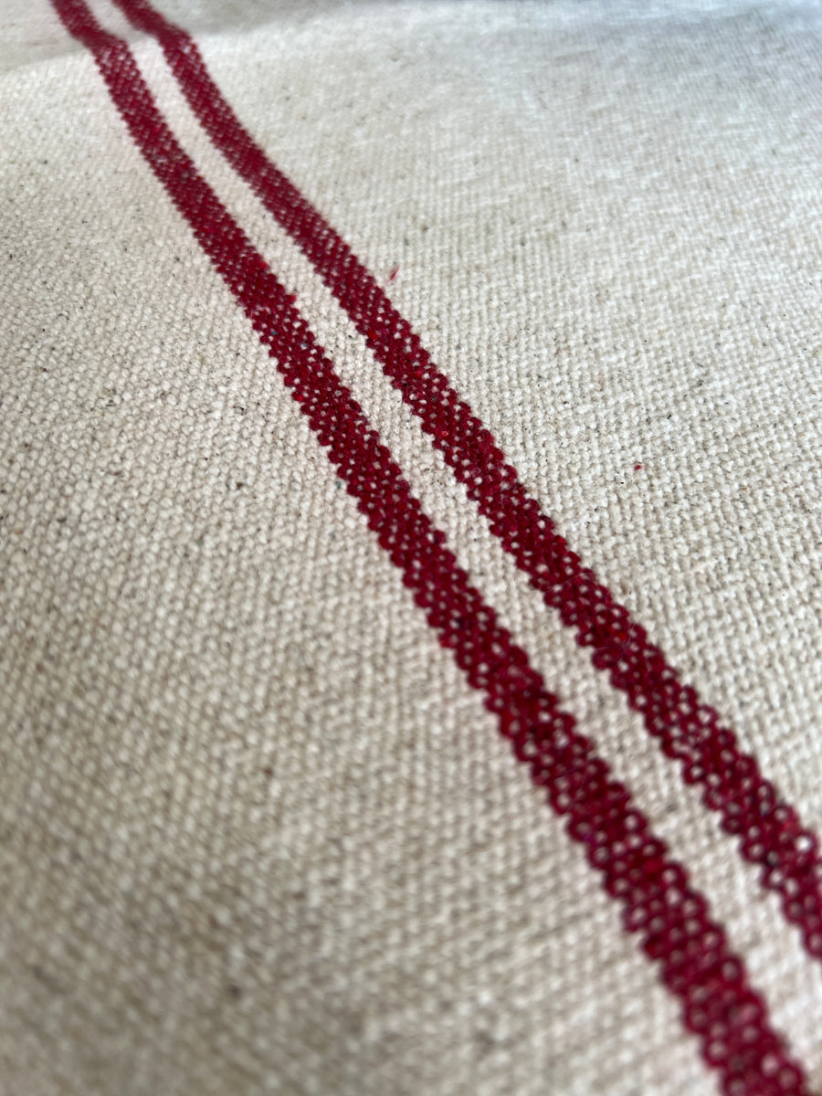 Rustic Red Stripe Grainsack Tablerunner